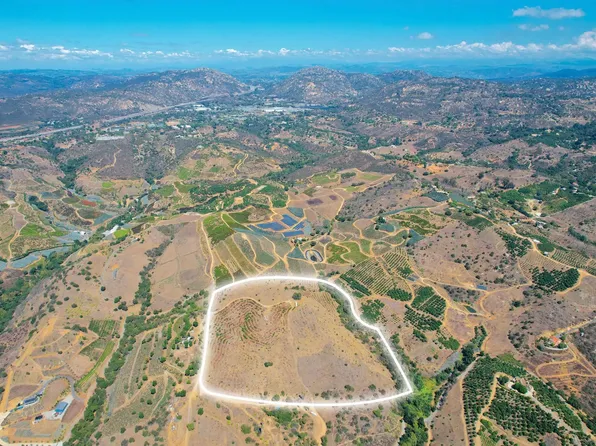 Along Ordway Rd, Fallbrook, CA 92028