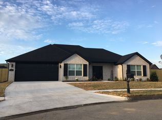 4199 E Sonoma Falls St, Fayetteville, AR 72701