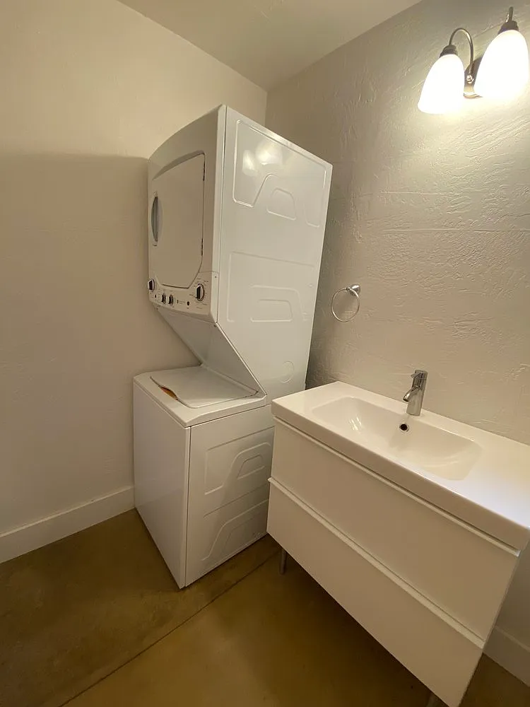 1 bed, 750 sqft, $1,995 — Photo 4