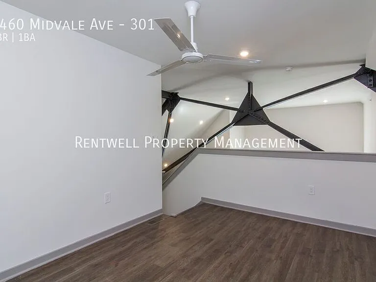 3460 Midvale Ave #301 — Photo 19