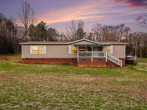 2nd image of 4963 Thom Rd