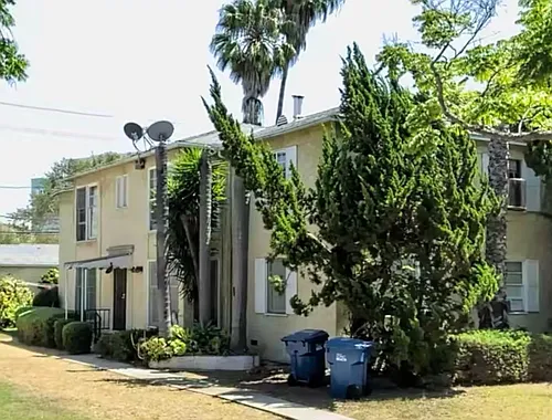 4446 Linden Ave Photo 1