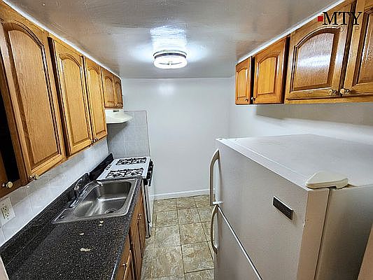 4th image of 14445 41st Ave #1D