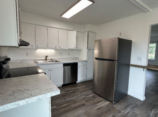 2314 Jefferson Ave APT B, Anchorage, AK 99517