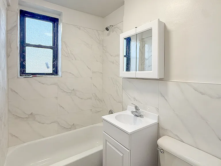 740 Clarkson Ave #2H — Photo 11