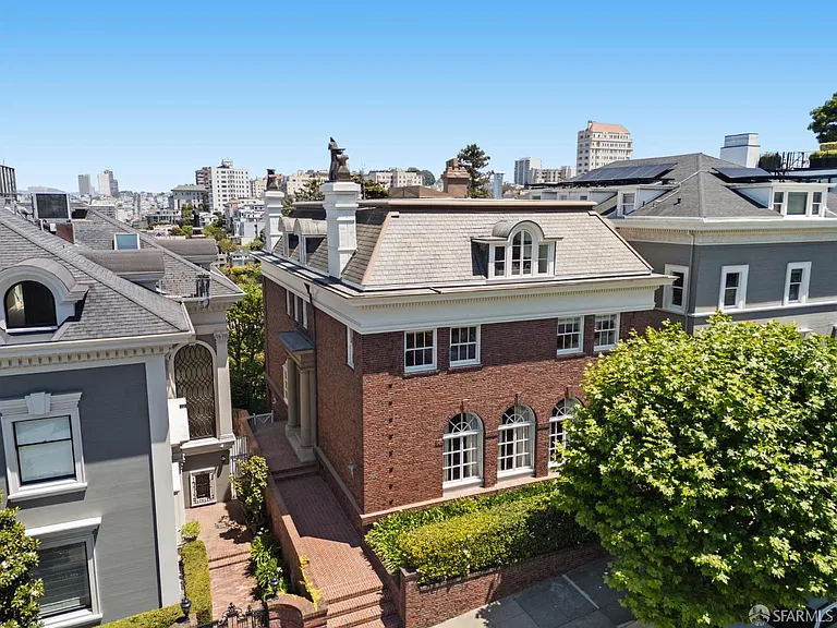 2650 Scott St — Photo 4