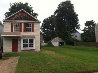 116 Cedar Ave, Newport News, VA 23607