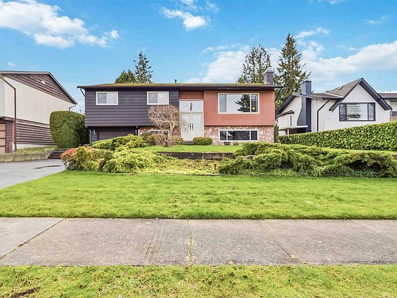 2nd image of 11078 83a Ave