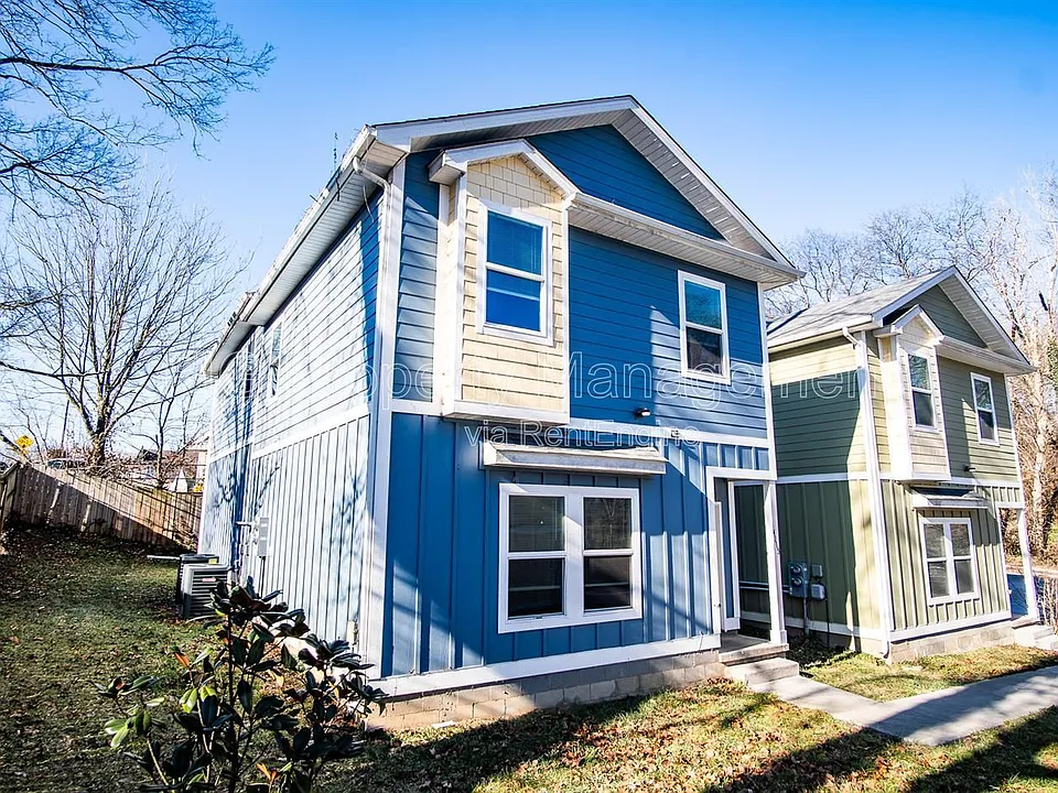 4115 Mountain Trek Way