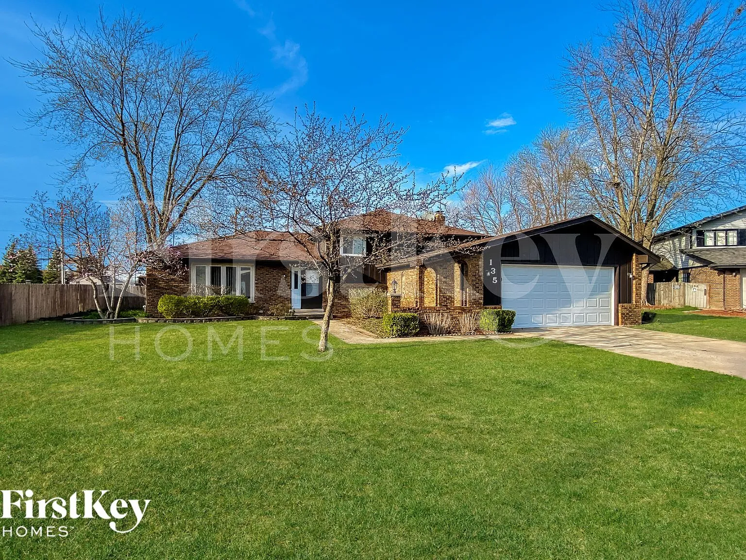 3 bed, 2.0 bath, 1456 sqft, $3,100 — Photo 1