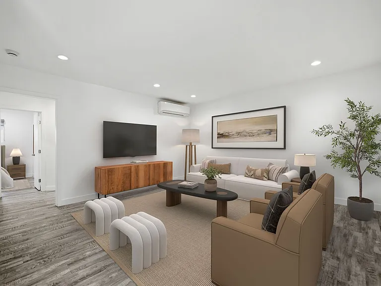 2561 W Avenue 30 — Photo 26