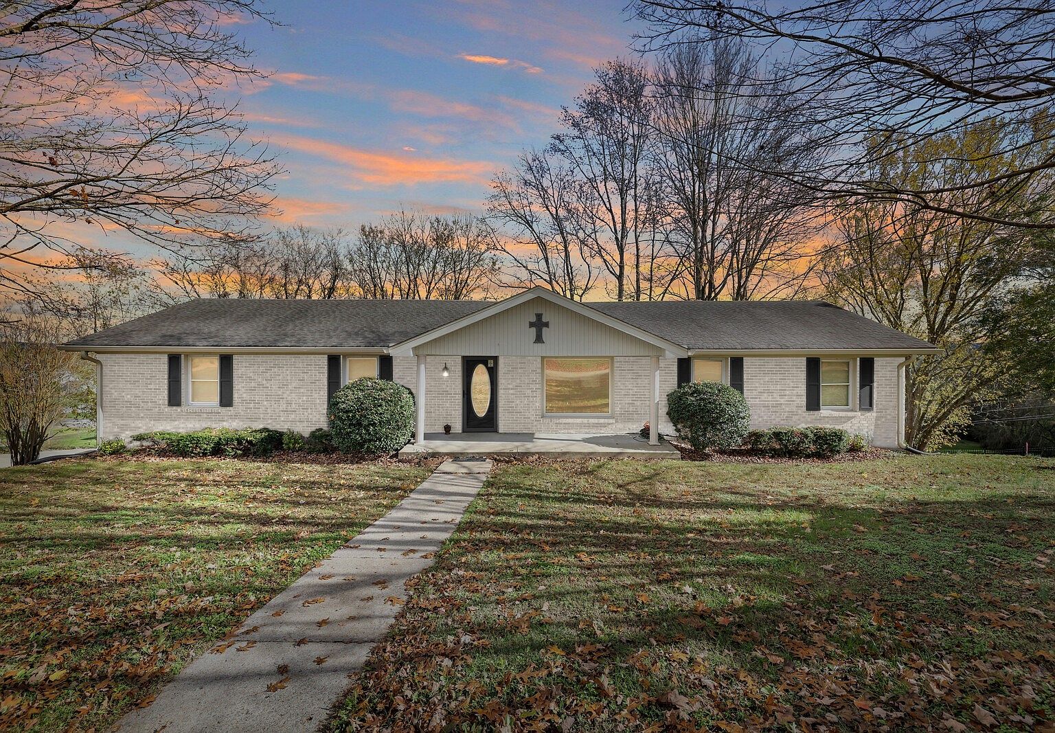 157 Hillcrest Cir, Gordonsville, TN 38563 | Zillow