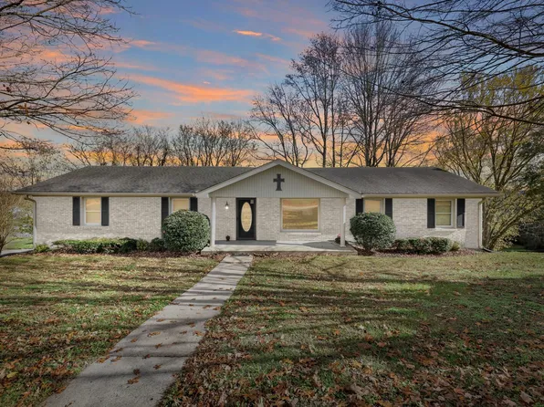 157 Hillcrest Cir, Gordonsville, TN 38563