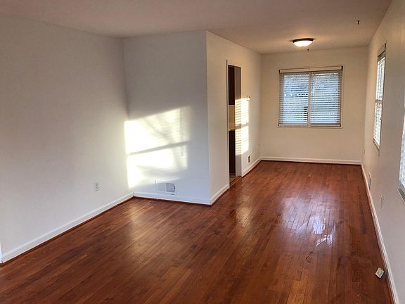 5th image of 5705 Fenwick Dr