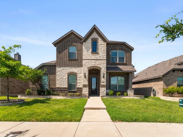 499 Washington Ave, Waxahachie, TX 75165