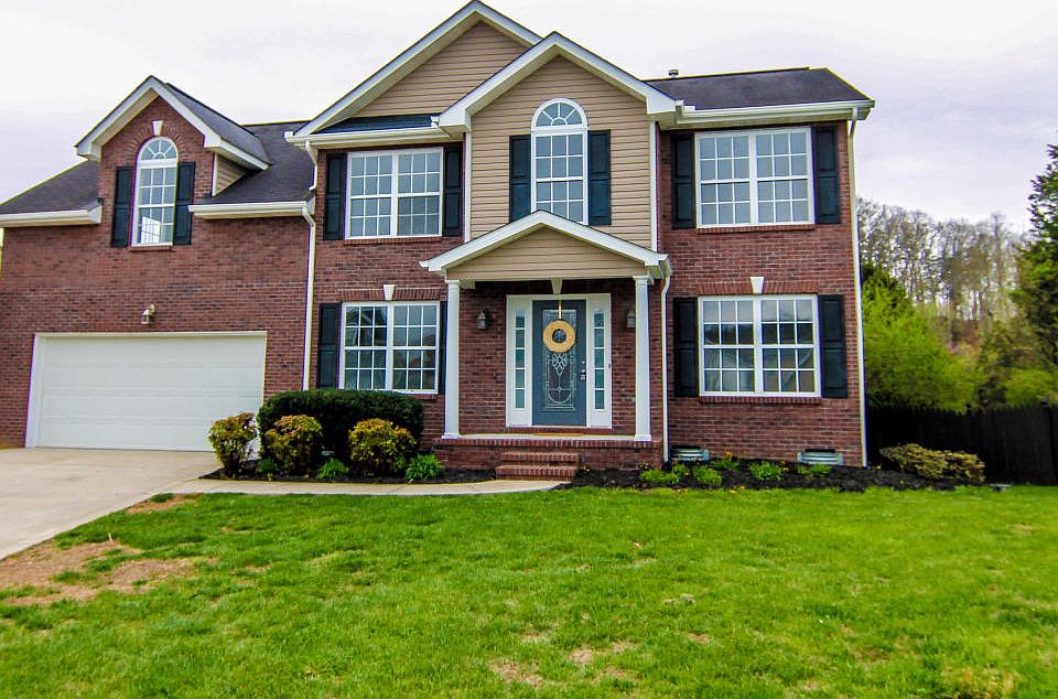 1st image of 3207 Gaslight Ln
