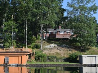 9 Flat Top Lake Rd, Ghent, WV 25843