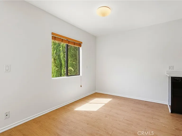 4971 Kester Ave #4 — Photo 10