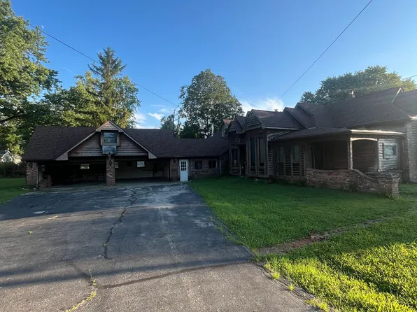 311 W Jefferson St, Kirklin, IN 46050