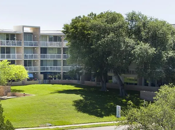 1000 Guadalupe St, Kerrville, TX 78028