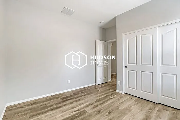 8984 W Bremen St — Photo 23