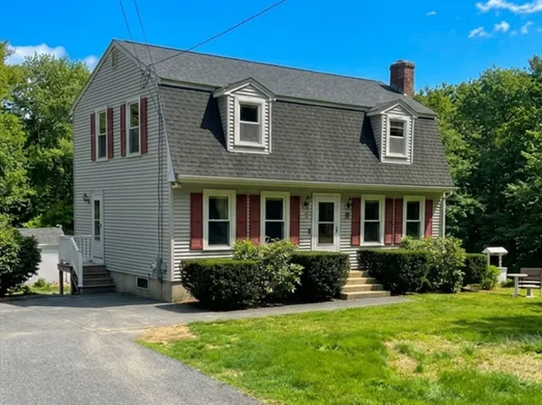 64 Saddle Hill Rd, Hopkinton, MA 01748