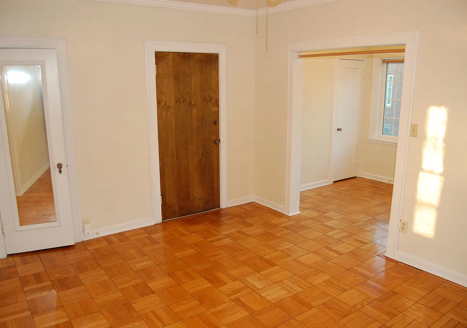 1739 G St. — Photo 3