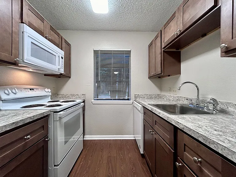 8908 Schick Rd — Photo 12