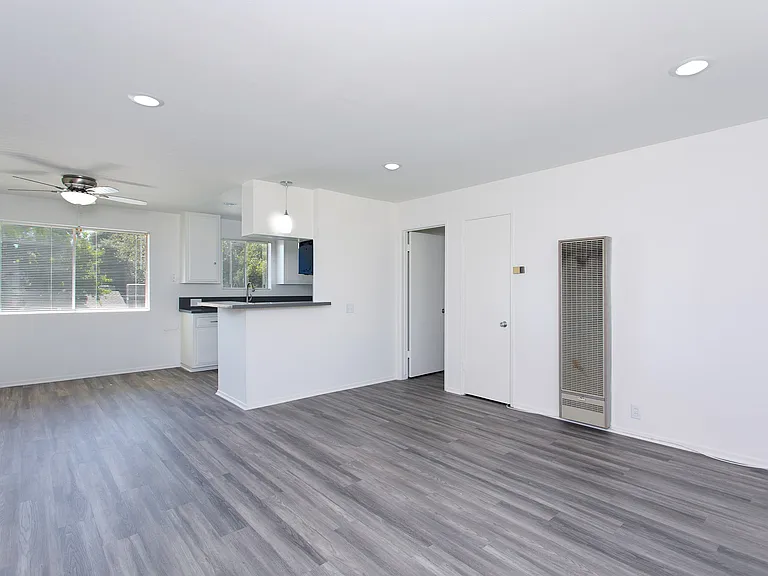660 W Sierra Madre Blvd #U — Photo 6
