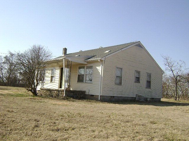 1st image of 1311 Scotland Dr