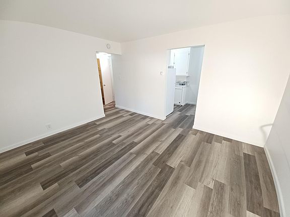 2nd image of 2405 F St Unit 1