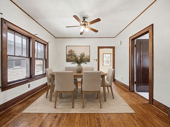 5th image of 2705 Grunewald St