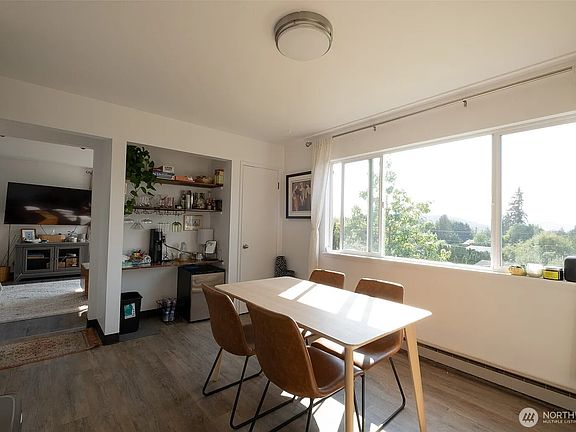 5th image of 2601 Huron St #2601
