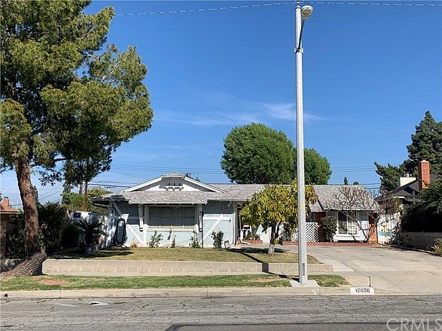 1st image of 12038 Breezewood Dr