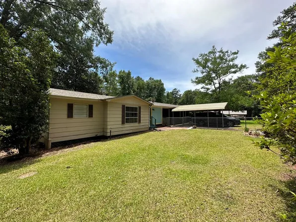 1173 Camp Beaver Ln, McComb, MS 39648