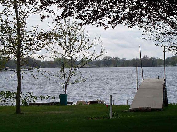 2nd image of 2992 E Skinner Lake Dr N