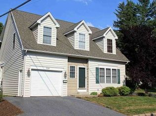 528 W Simpson St, Mechanicsburg, PA