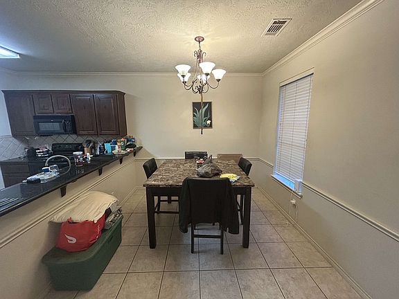 4th image of 223 Forest Dr