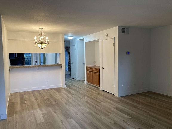 2nd image of 8086 Briar Ridge Ln