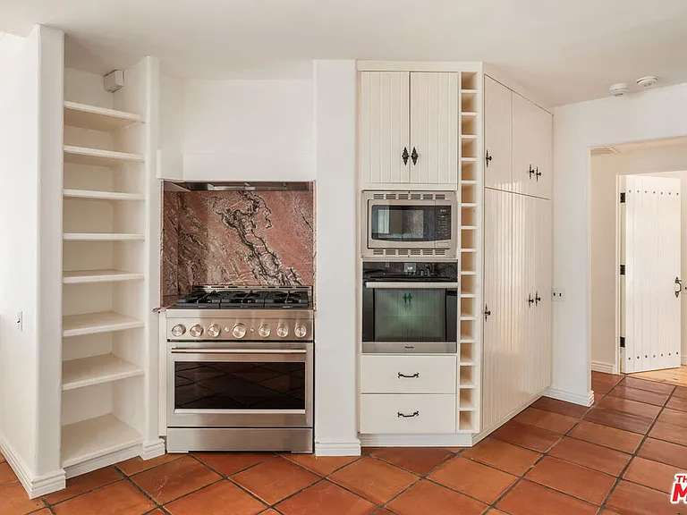 206 Bellino Dr — Photo 12
