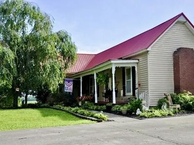 404 S Church St, Adams, TN, 37010