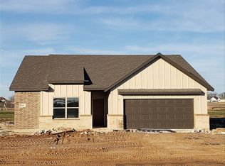 161 Read Ranch Dr, Paradise, TX 76073