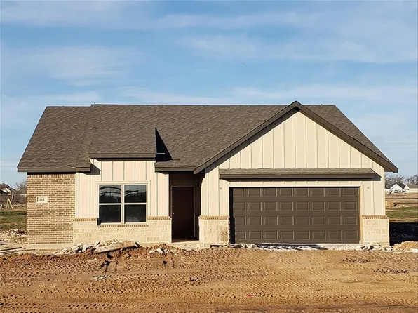 161 Read Ranch Dr, Paradise, TX 76073