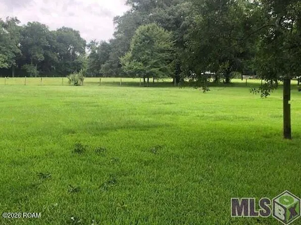13331 K C Rd, Gonzales, LA 70737