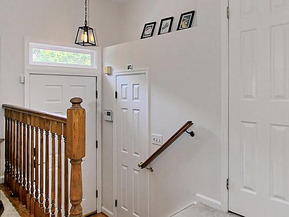 4th image of 9011 Marie Ct