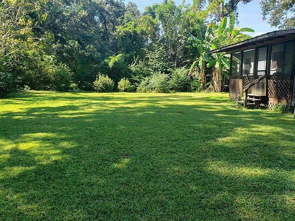 3rd image of 921 Cochran Dr