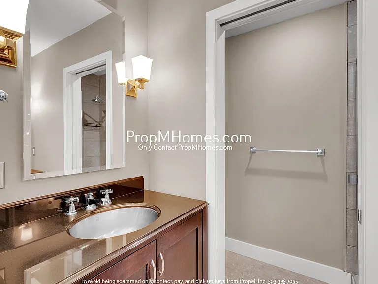 1448 Greentree Cir — Photo 18