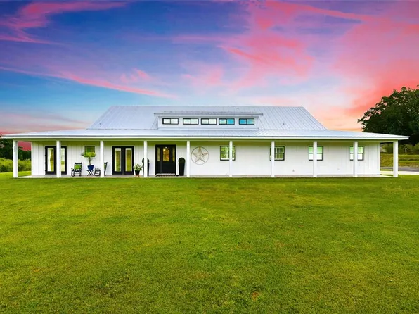 3355 Round Lake Rd, Zellwood, FL 32798