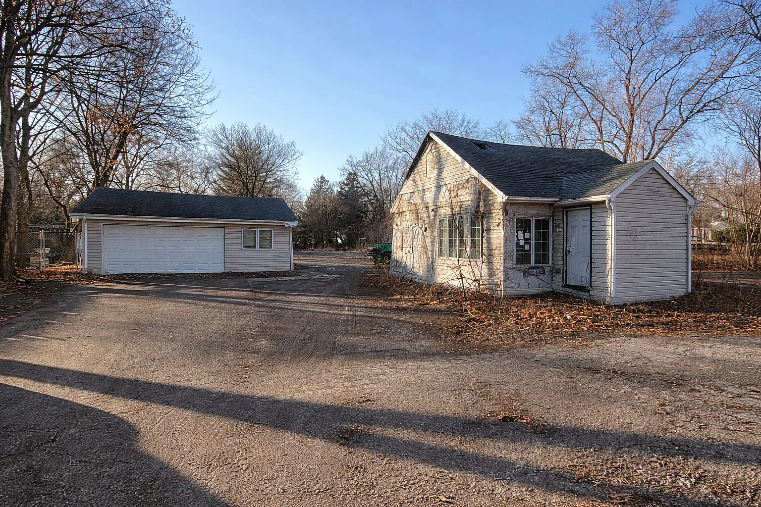 6N442 Gary Ave photo 1