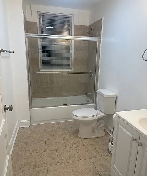 2700 Roslyn Ave #5 — Photo 13